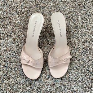 Bandolino Light Pink Rose Kitten Heel Sandal Ribbon Bow Accent